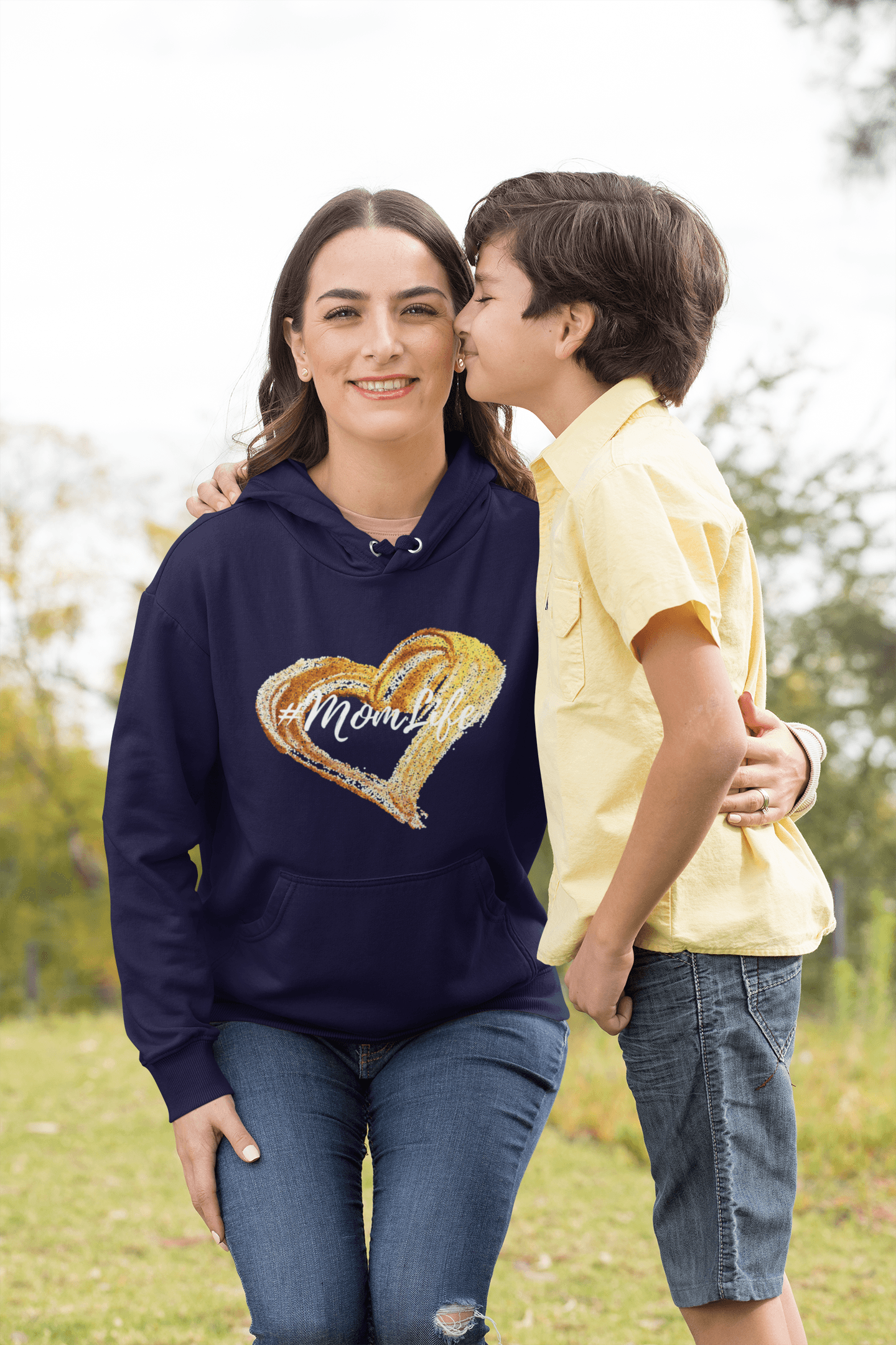Mom Life Open Heart of Gold Heavy Blend™ Hooded Sweatshirt - Munchkin Place Shop 
